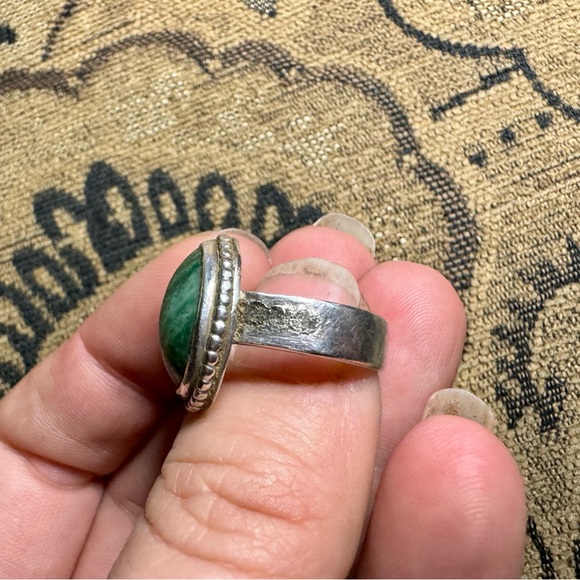 Silver and gemstone ring - Picture 5 of 12